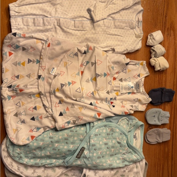 Newborn Starter Bundle - Picture 3 of 11